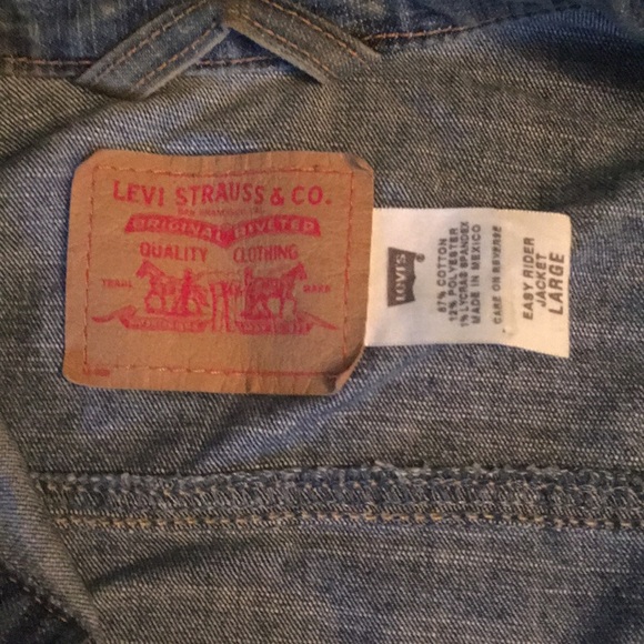 Jean Jacket - Picture 3 of 4